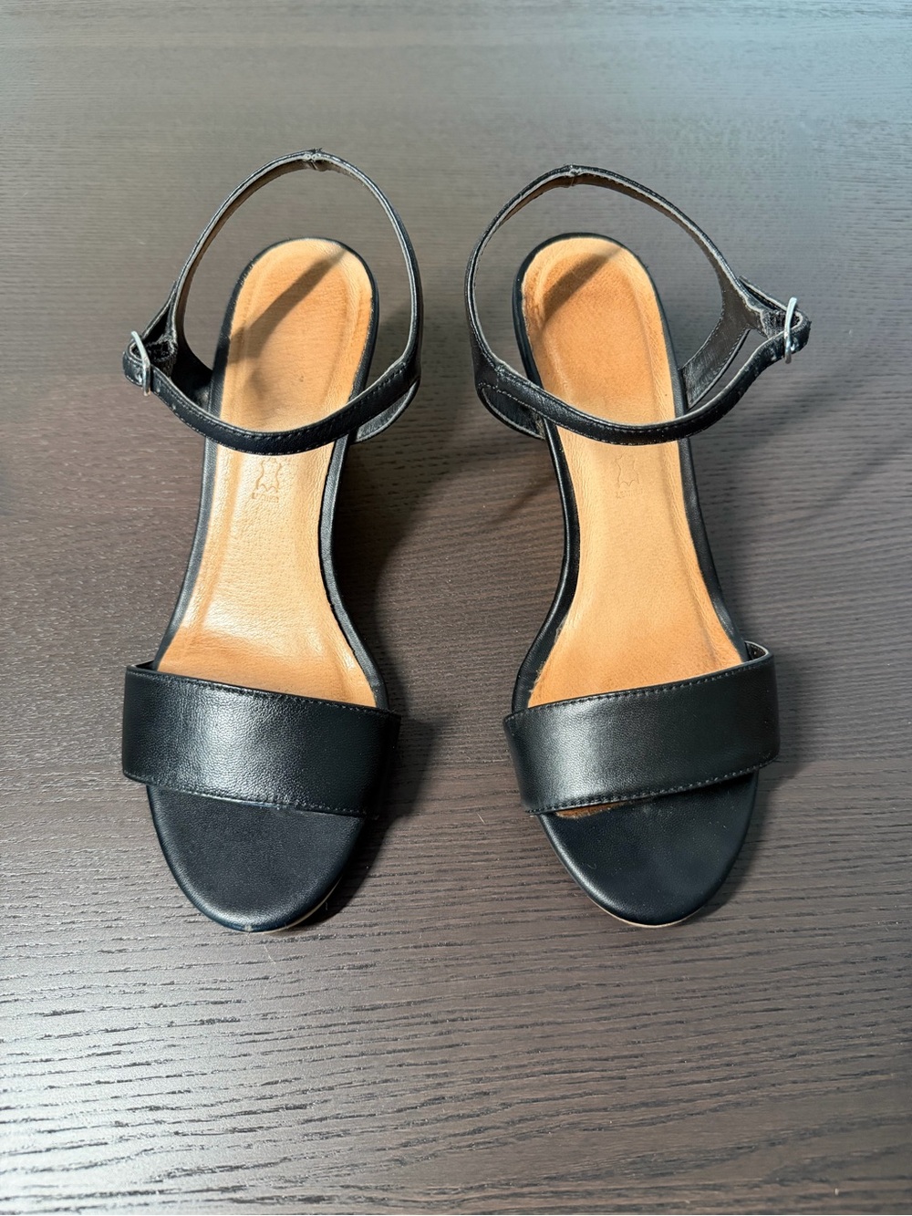 Le Chateau Black Ankle Strap Cork Wedge Sandals - Size 6.5